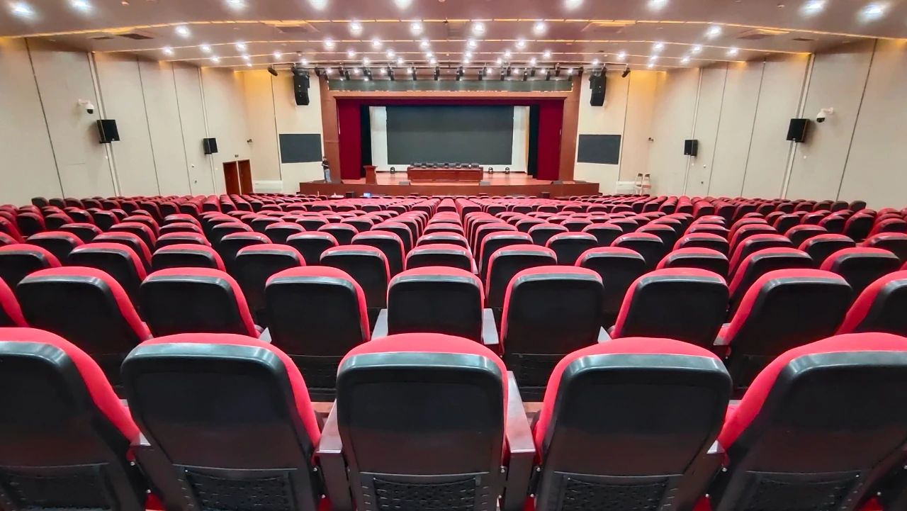 Z6尊龙旗舰厅聚会扩声系统工程产品服务于六安市某学校！